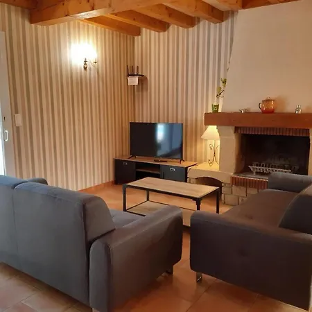 Maison Spacieuse Avec Piscine Privee Au Coeur Du Perigord Noir, Proche Sites Touristiques Majestueux - Fr-1-616-254 *