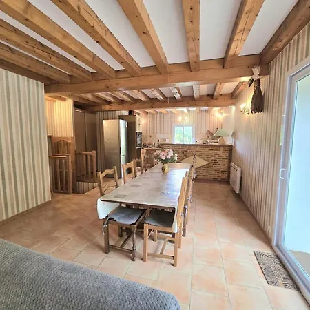 Maison Spacieuse Avec Piscine Privee Au Coeur Du Perigord - Fr-1-616-254 Mauzens-et-Miremont